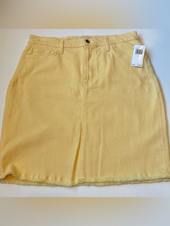 7 For All Mankind Dresses & Skirts - 7 For all Mankind Jen 7 denim pencil skirt